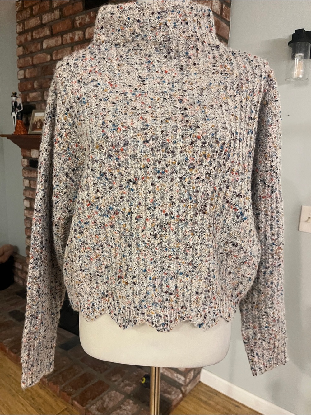 Speckled Cream Mockneck Sweater with Scalloped Hem